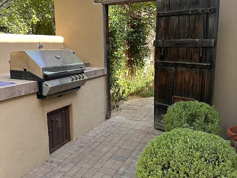 5329 E Presidio Rd — Photo 2