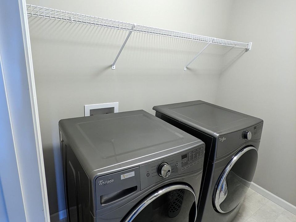 in-unit washer dryer