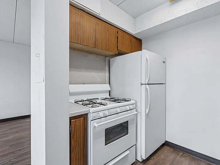 Chateau Student Housing Cooperative — Photo 12