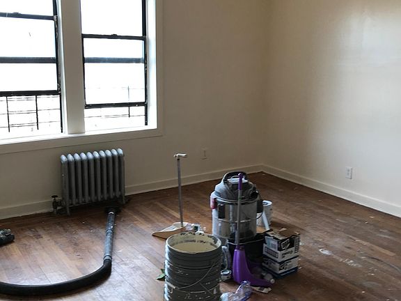 4th image of 4050 Locust Hill Ave #2I