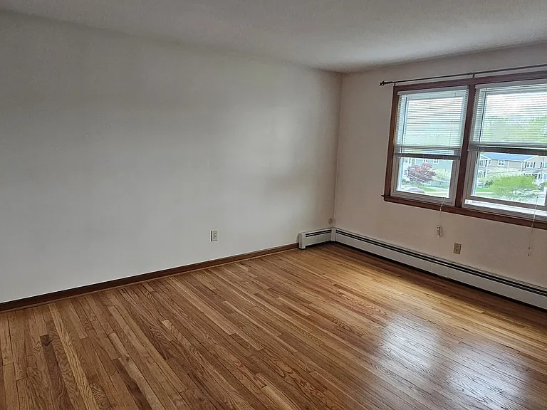 14 Cadwell Ct #2 — Photo 10