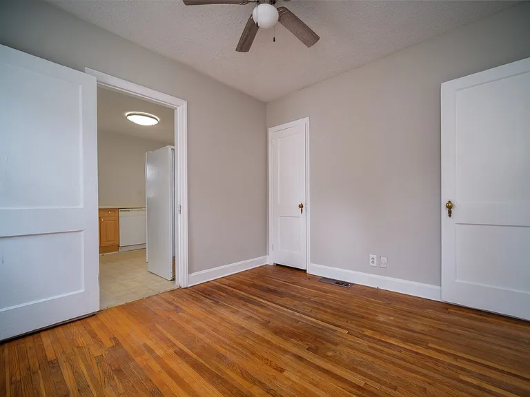 3030 Marlowe Ave — Photo 24