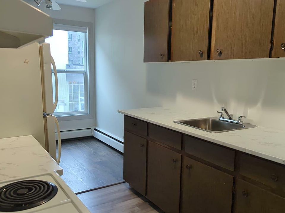 2nd image of 7220 144th Ave NW #316
