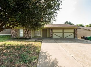 2908 Briercliff Dr, Denton, TX 76210