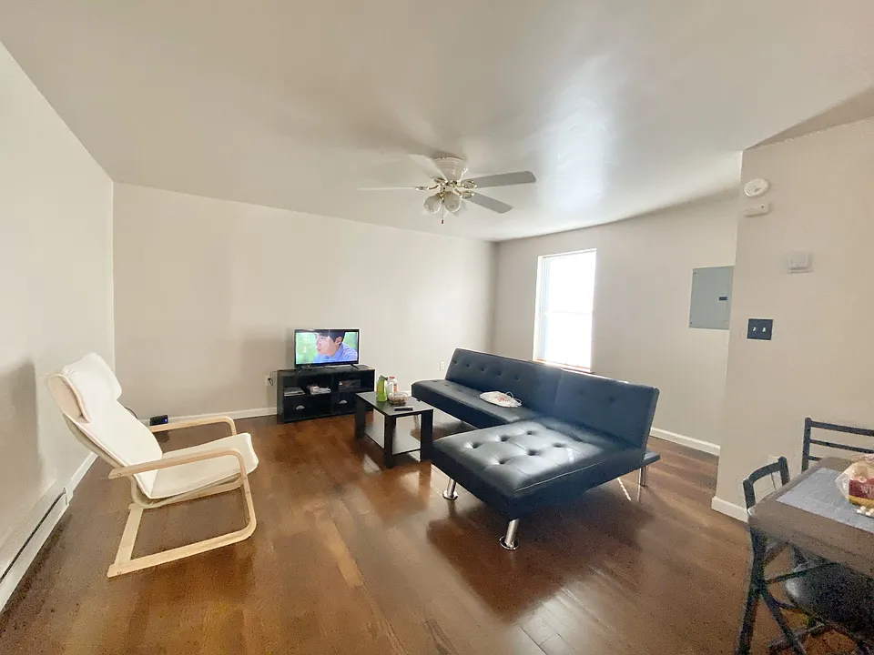 1001 Bloom Rd #102