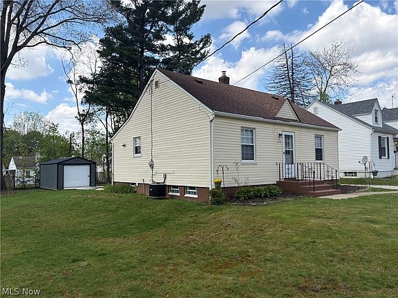 3rd image of 1216 Hardesty Blvd