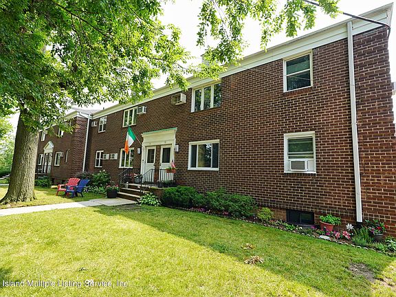 3rd image of 55 Seth Ct