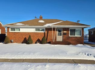 25534 Collingwood St, Roseville, MI 48066