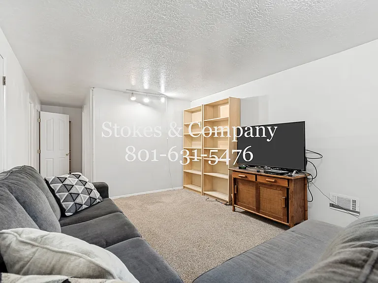 1639 N 1600 W — Photo 15
