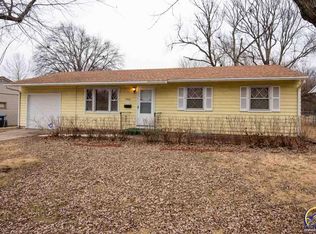 3906 SE Humboldt St, Topeka, KS 66609