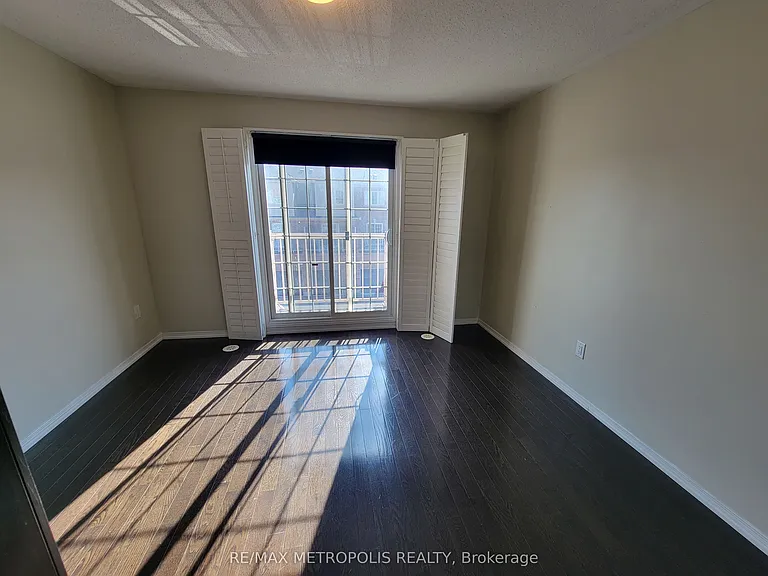 11 Valliere Dr — Photo 13