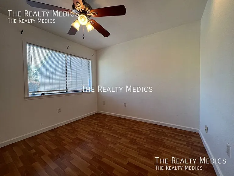 6061 Windhover Dr #10 — Photo 7