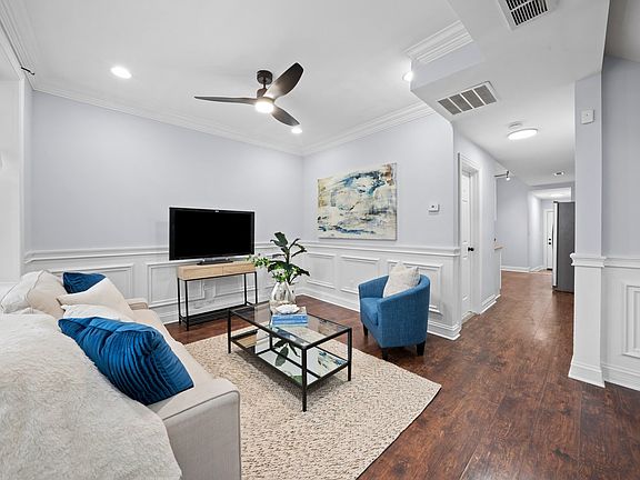 3rd image of 5433 W 23rd Pl