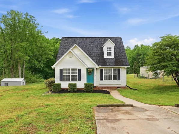 524 Mount Tabor Church Rd, Pickens, SC 29671