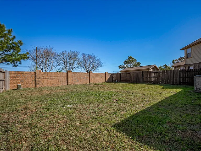 24114 Morrison Ln — Photo 34