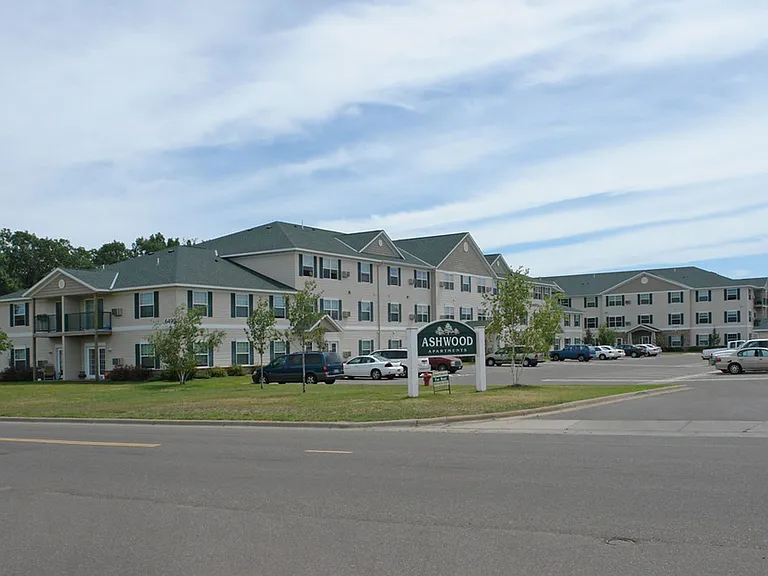 Ashwood Birchwood Apartments — Photo 6