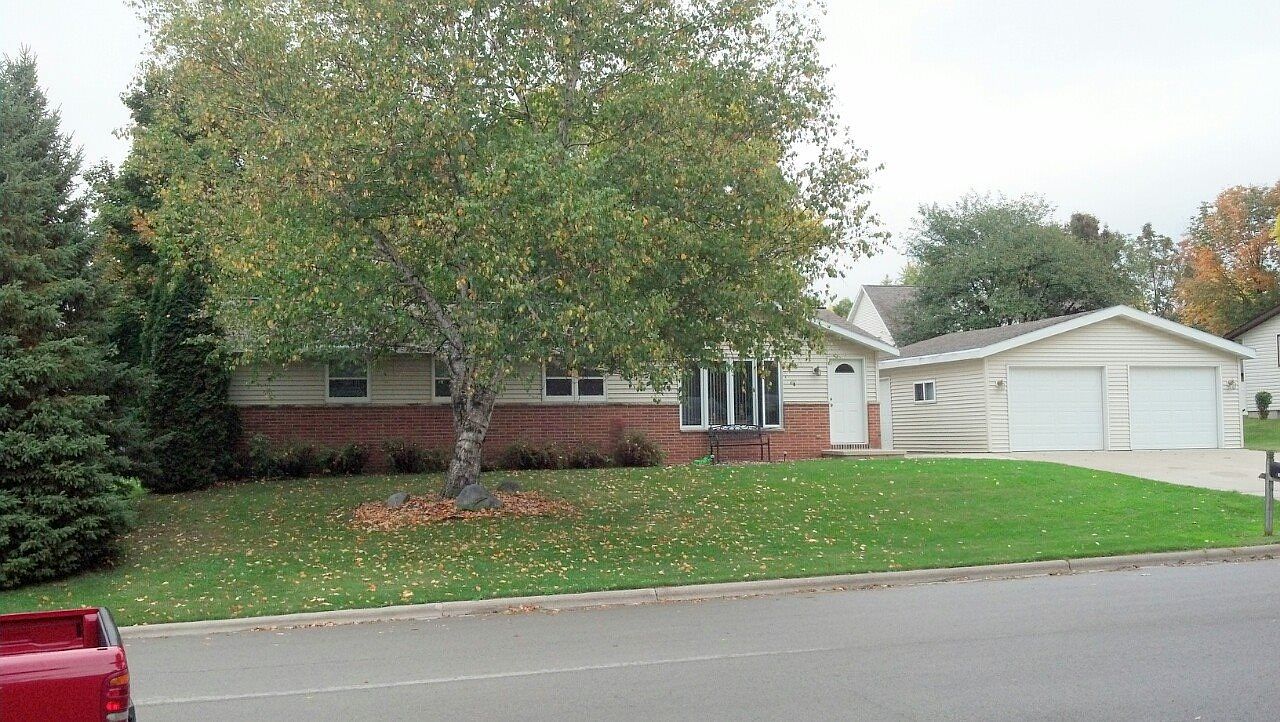 1386 Glen Rd, Ashwaubenon, WI 54313 Zillow