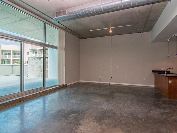 5th image of 101 S 12th St Unit 309