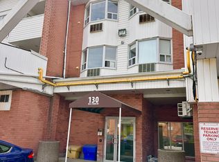 130 Bell Farm Rd #314, Barrie, ON L4M6J4