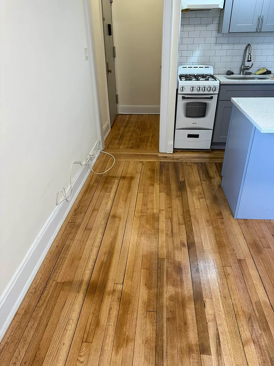Building Photo - 146-26 Hawthorn Ave #3D
