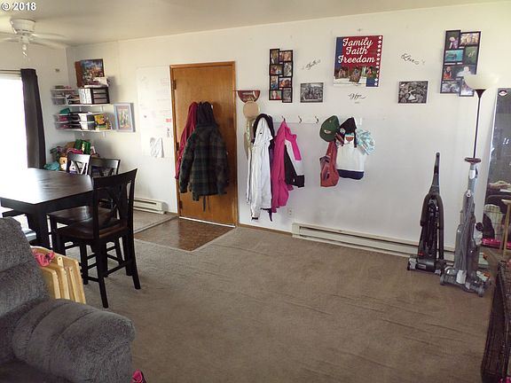 4th image of 8943 Westover Blvd NE