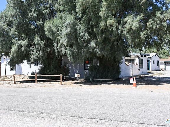 2nd image of 67660 Club House Dr