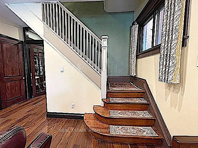 29 Appleton Ave — Photo 19