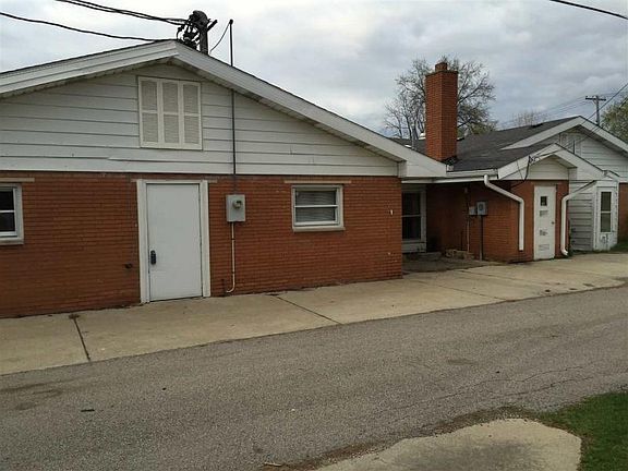 2nd image of 601 S Russell Ave