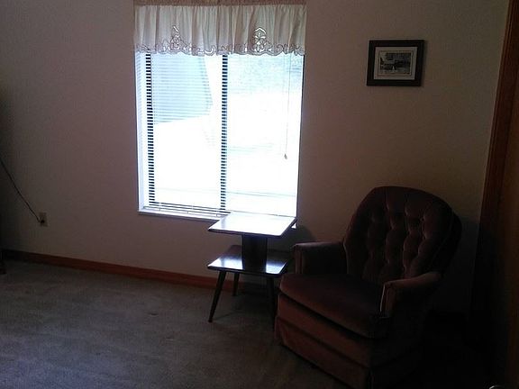 5th image of 180 Wilshire Dr Unit 95