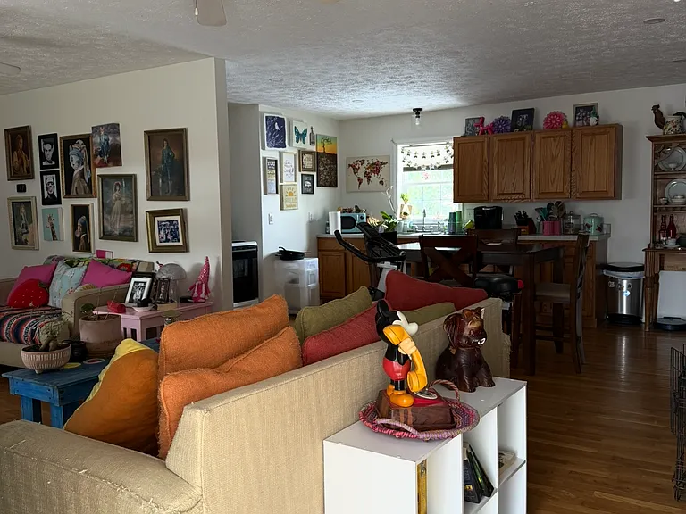 1312 Kirkwood Dr — Photo 5