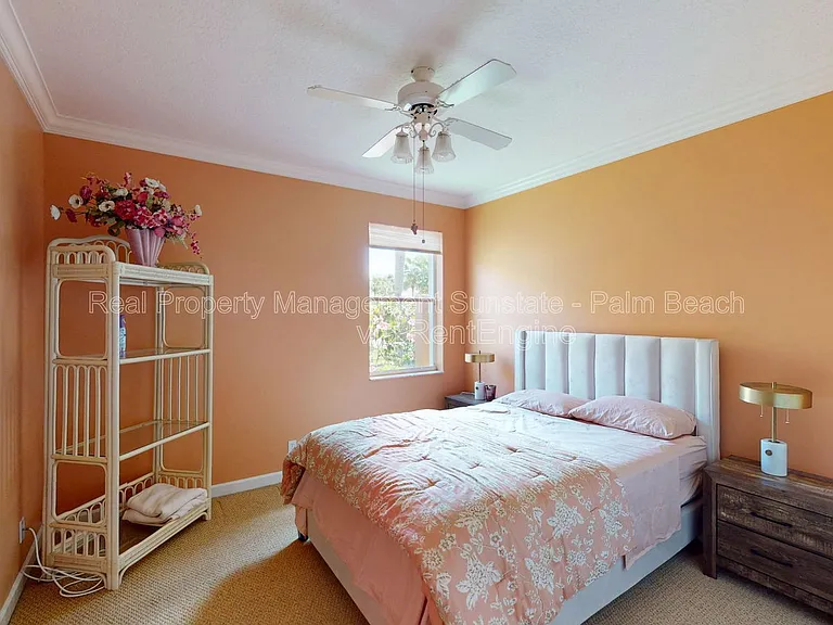 71 Cayman Pl — Photo 34