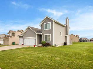 605 Cleveland Ave SE, Bondurant, IA 50035