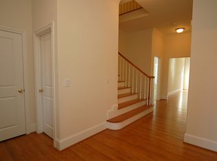 22 Creswell Ct, Greensboro, NC 27407
