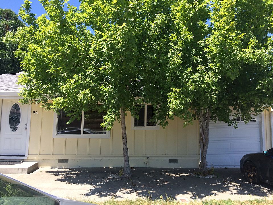 1st image of 30 Oak Knoll Ave