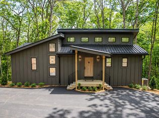 26 Grace Dr, Blue Ridge, GA 30513