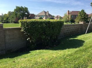 6418 Beckwith Rd, Morton Grove, IL 60053