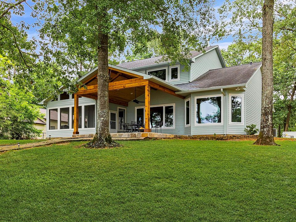 1st image of 145 Island Dr