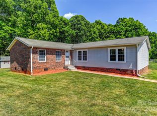 297 Compton Park Rd, Statesville, NC 28677