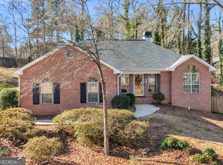521 Horseshoe Cir, Stockbridge, GA 30281
