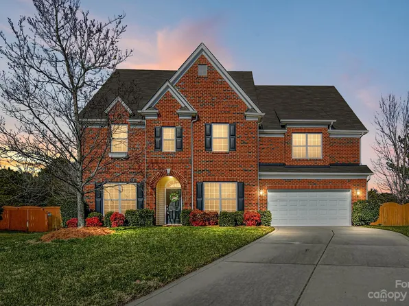 11346 Huntington Meadow Ln, Charlotte, NC 28273