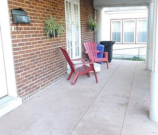 2nd image of 24 Wellesley Ave