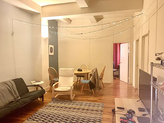 Rented by Bold New York | media 3