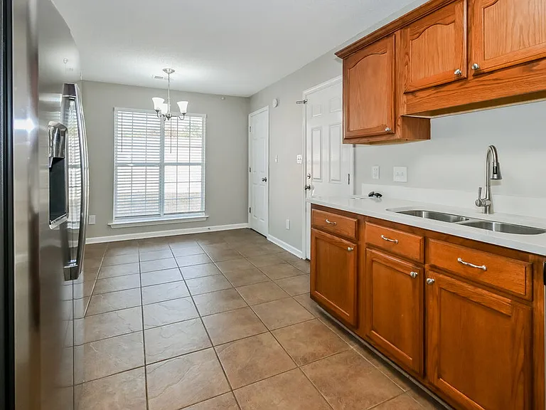6336 Sandbourne E — Photo 9