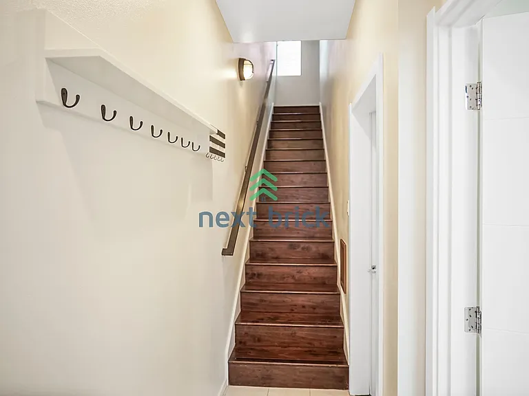 1128 N 90th St #B — Photo 12