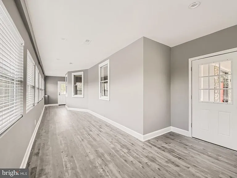 1826 Fairview Ave — Photo 33