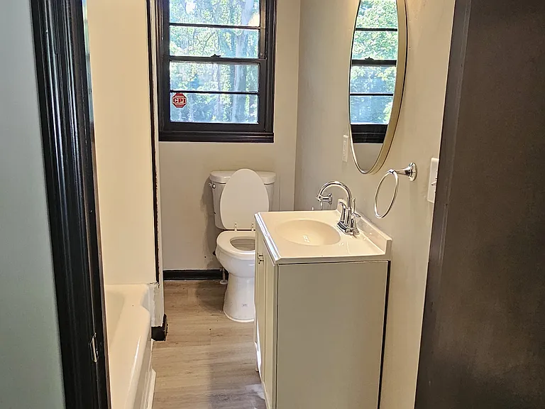 609 N Rhyne St — Photo 12