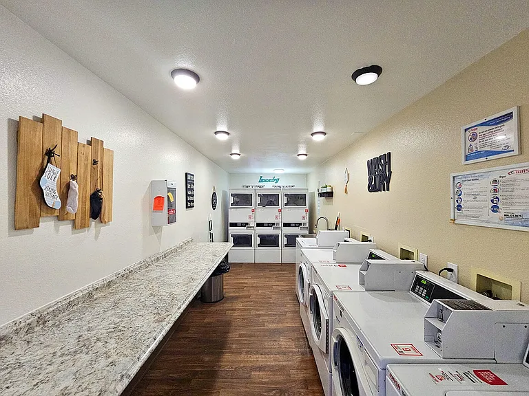 Montebello Villas — Photo 11