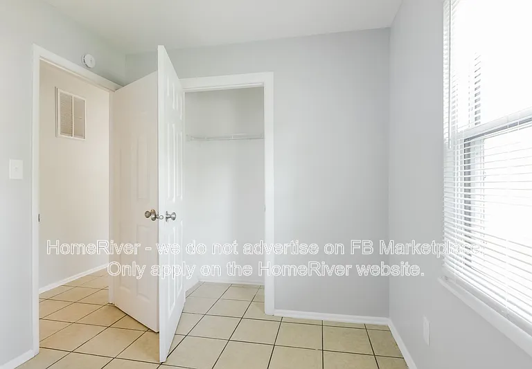 4332 Exmoor Ct — Photo 9