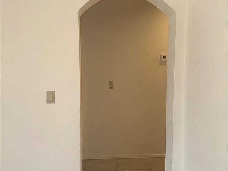 8900 Kingsmill Dr — Photo 28