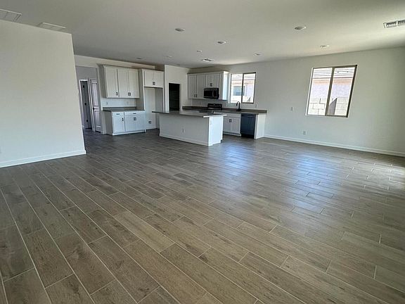 4th image of 18355 W MONTE LINDO Lane